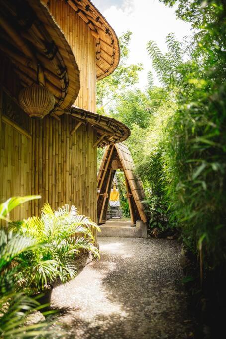 The Nude House Villa Selat Exterior photo
